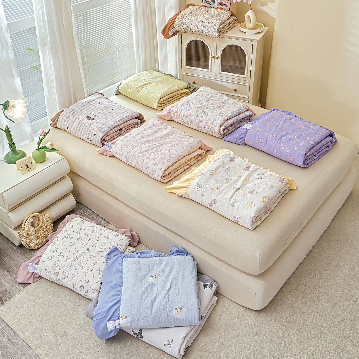 91家纺网 家纺一手货源 找家纺 人人爱家纺 2026新款泡芙纱欧式夏被夏凉被空调被四件套 花藤小兔