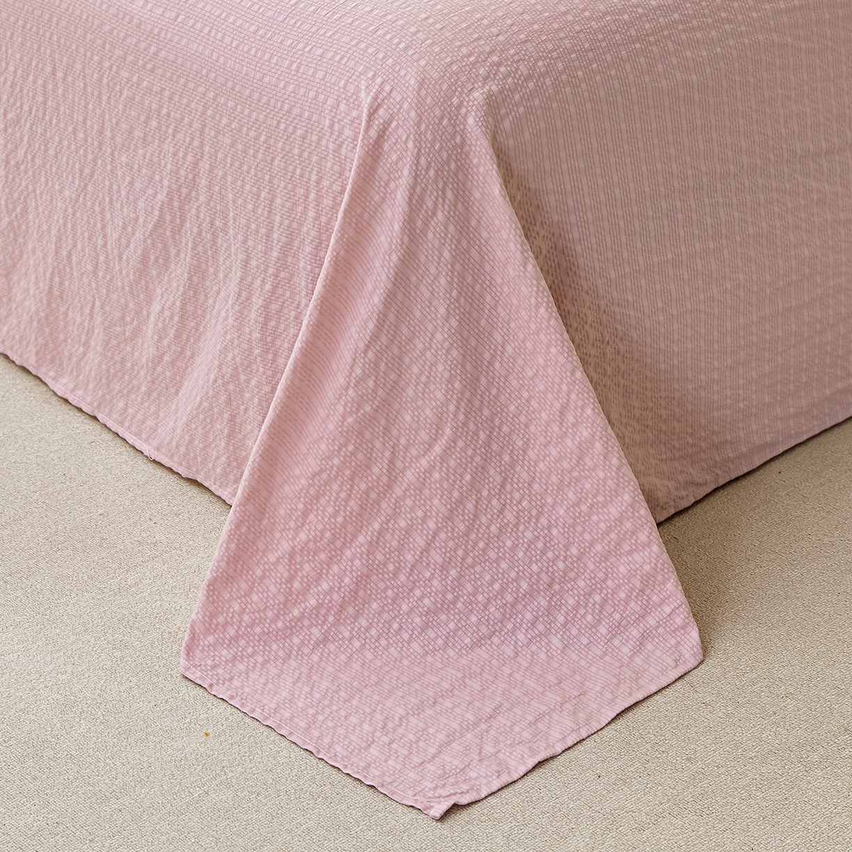 91家纺网 家纺一手货源 找家纺 人人爱家纺 2026新款泡芙纱欧式夏被夏凉被空调被四件套 花藤小兔