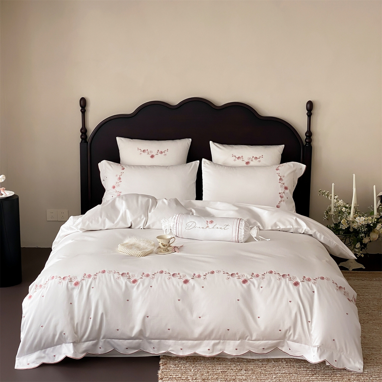 91家纺网 家纺一手货源 找家纺 （总）树下 2026新款a类100支50s双股刺绣高支高密贡缎长绒棉四件套全棉四件套-丹莓