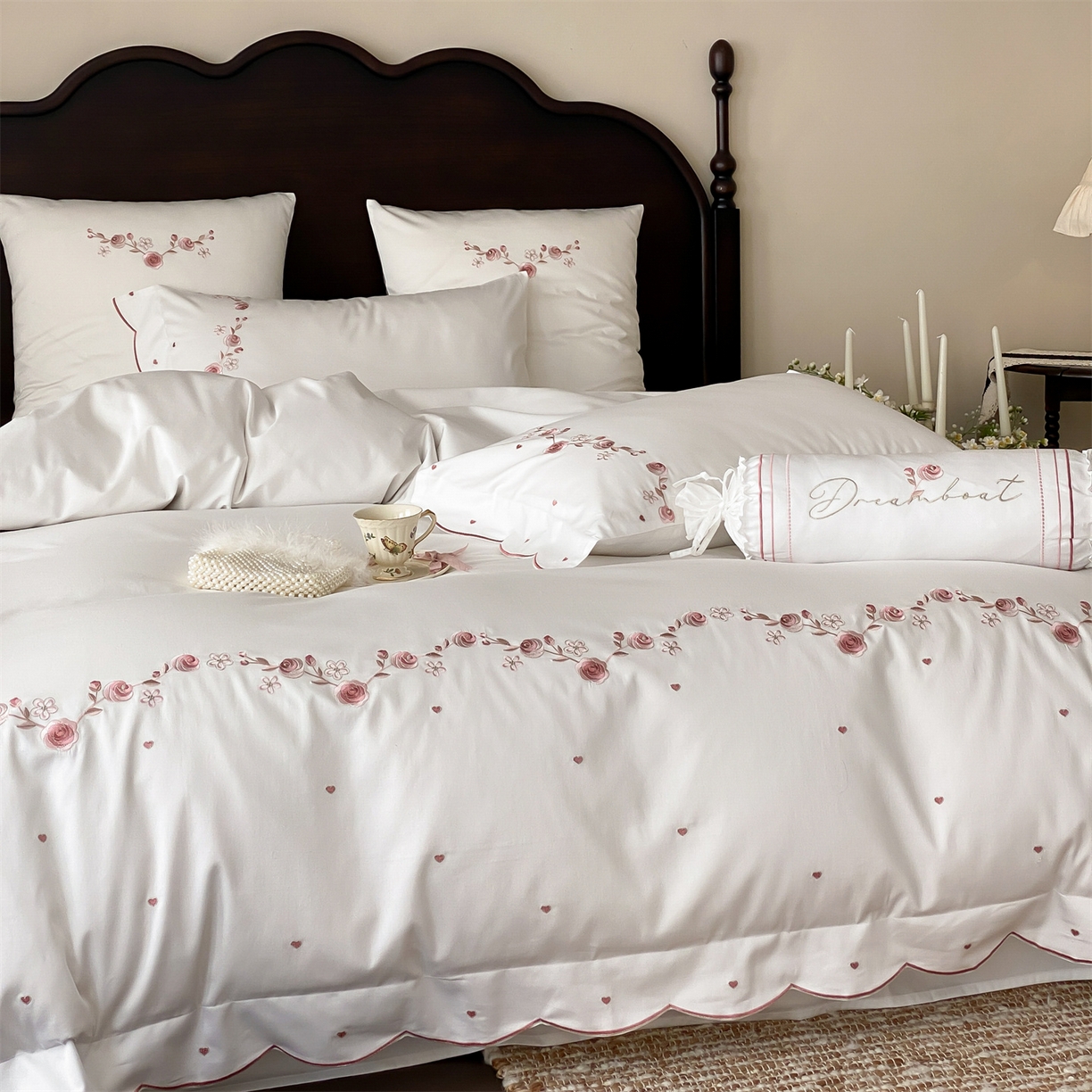 91家纺网 家纺一手货源 找家纺 （总）树下 2026新款a类100支50s双股刺绣高支高密贡缎长绒棉四件套全棉四件套-丹莓