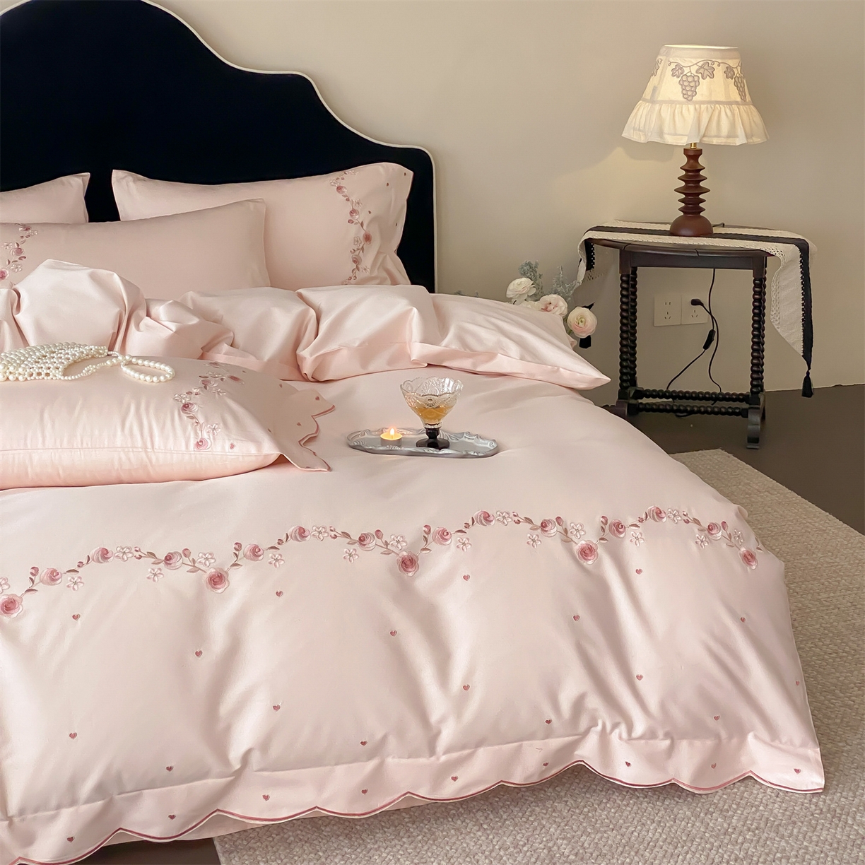 91家纺网 家纺一手货源 找家纺 树下 2026新款a类100支50s双股刺绣高支高密贡缎长绒棉四件套全棉四件套-丹莓 丹莓-粉