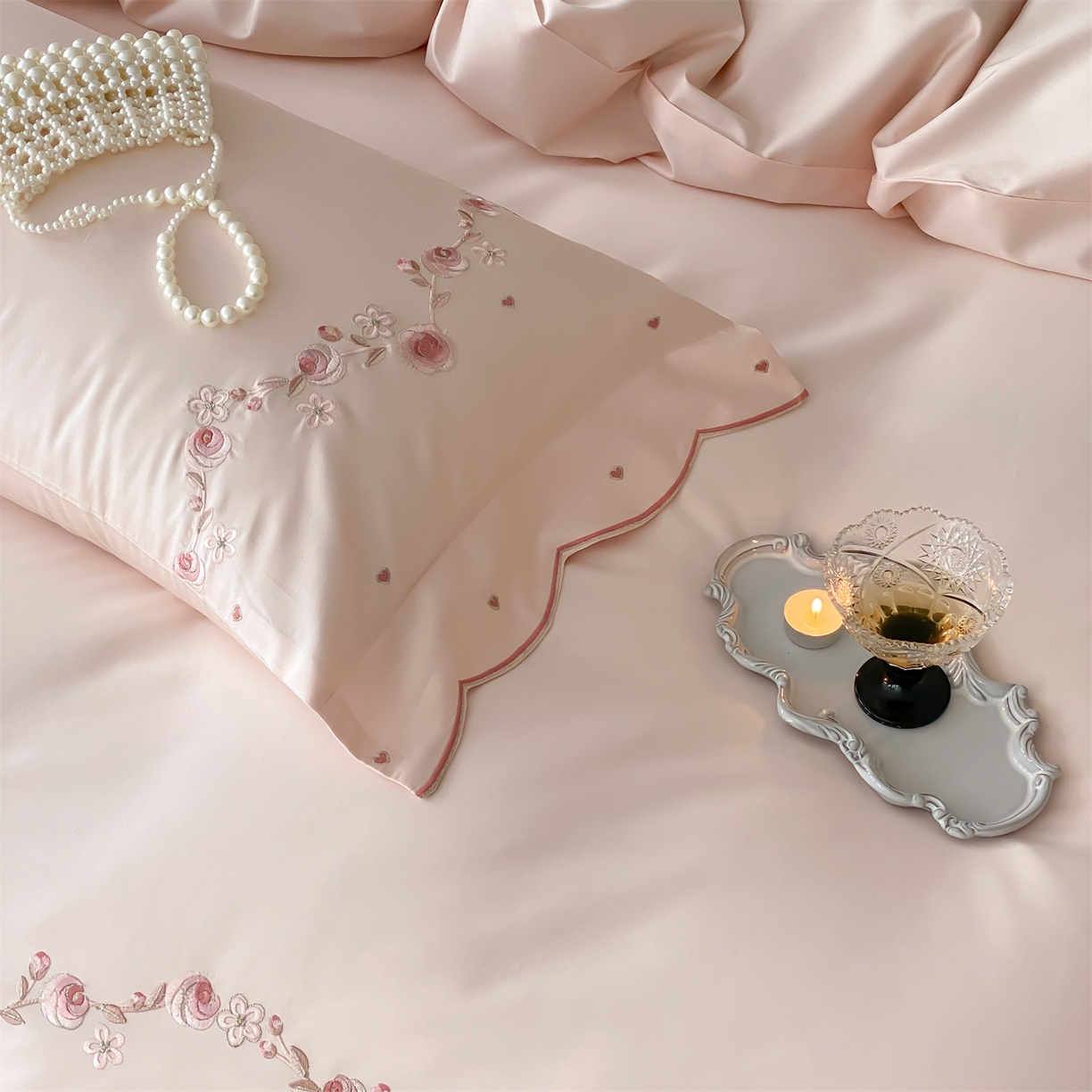 91家纺网 家纺一手货源 找家纺 树下 2026新款a类100支50s双股刺绣高支高密贡缎长绒棉四件套全棉四件套-丹莓 丹莓-粉