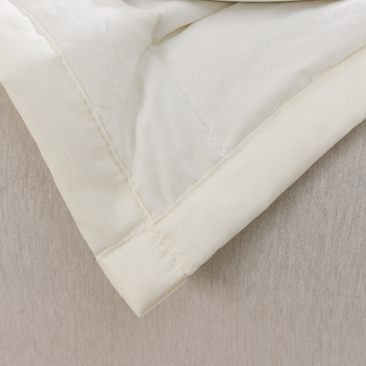 91家纺网 家纺一手货源 找家纺 羽涵家纺 2026新款磨毛水洗棉夏被夏凉被空调被 奶芙白