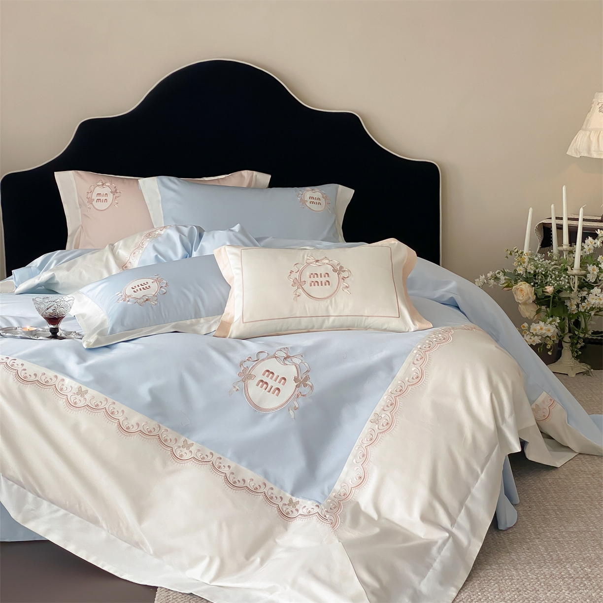 91家纺网 家纺一手货源 找家纺 树下 2026新款a类100支50s双股刺绣高支高密贡缎长绒棉四件套全棉四件套-蝶吟 蝶吟-蓝