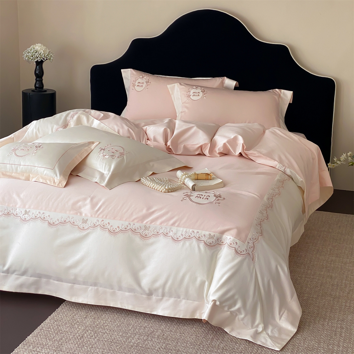 91家纺网 家纺一手货源 找家纺 树下 2026新款a类100支50s双股刺绣高支高密贡缎长绒棉四件套全棉四件套-蝶吟 蝶吟-粉