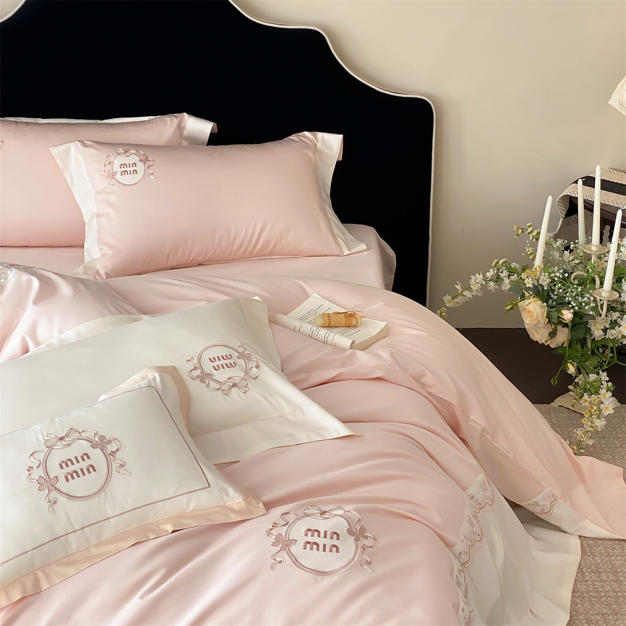 91家纺网 家纺一手货源 找家纺 树下 2026新款a类100支50s双股刺绣高支高密贡缎长绒棉四件套全棉四件套-蝶吟 蝶吟-粉