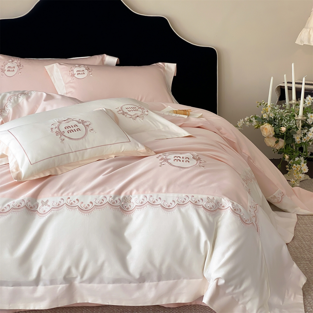 91家纺网 家纺一手货源 找家纺 树下 2026新款a类100支50s双股刺绣高支高密贡缎长绒棉四件套全棉四件套-蝶吟 蝶吟-粉