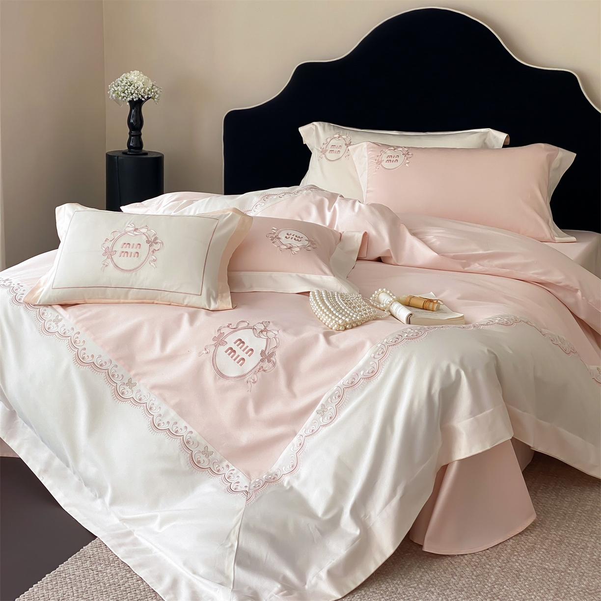 91家纺网 家纺一手货源 找家纺 树下 2026新款a类100支50s双股刺绣高支高密贡缎长绒棉四件套全棉四件套-蝶吟 蝶吟-粉