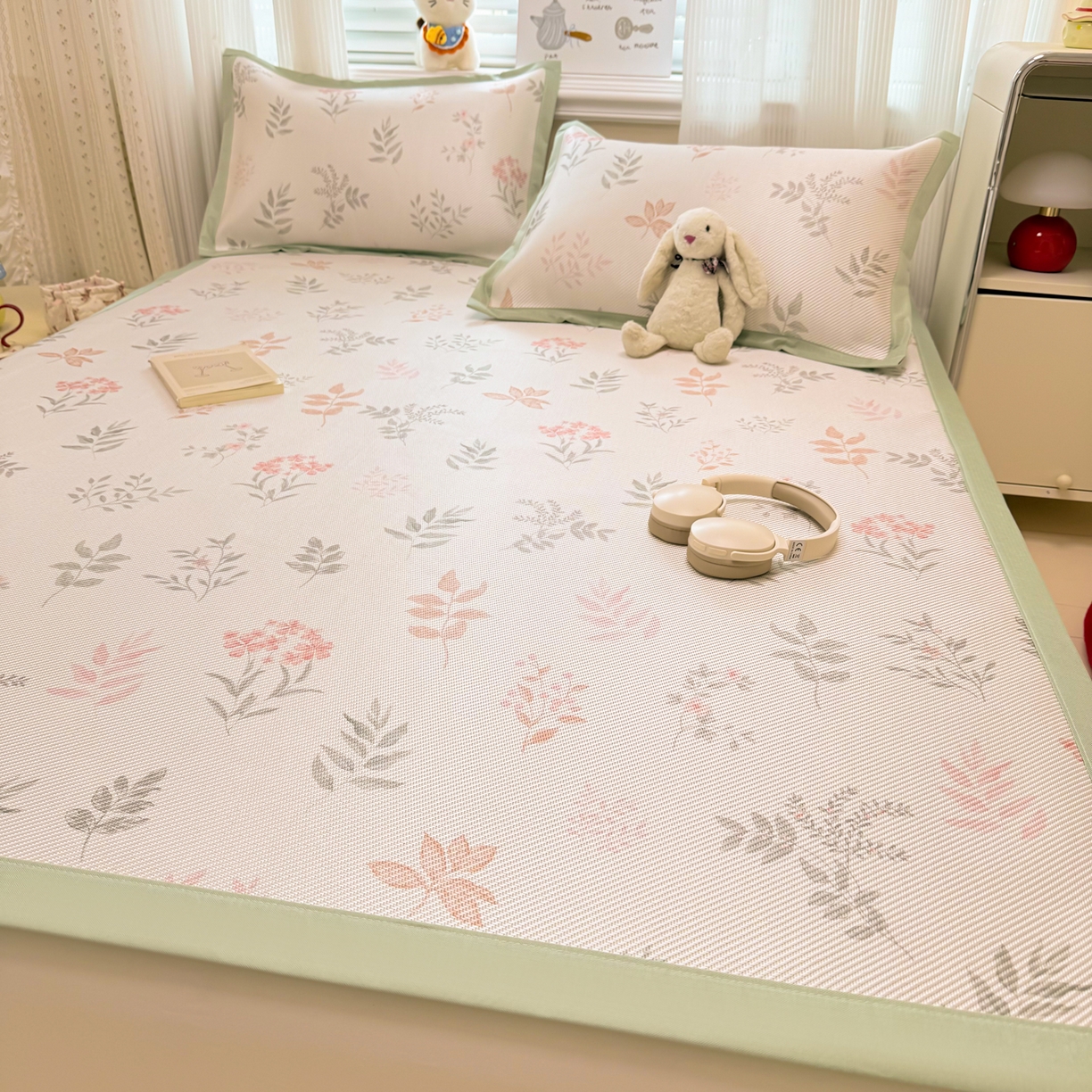 91家纺网 家纺一手货源 找家纺 慕尚家纺 2026新款清新凉感冰藤席平铺款 情人草