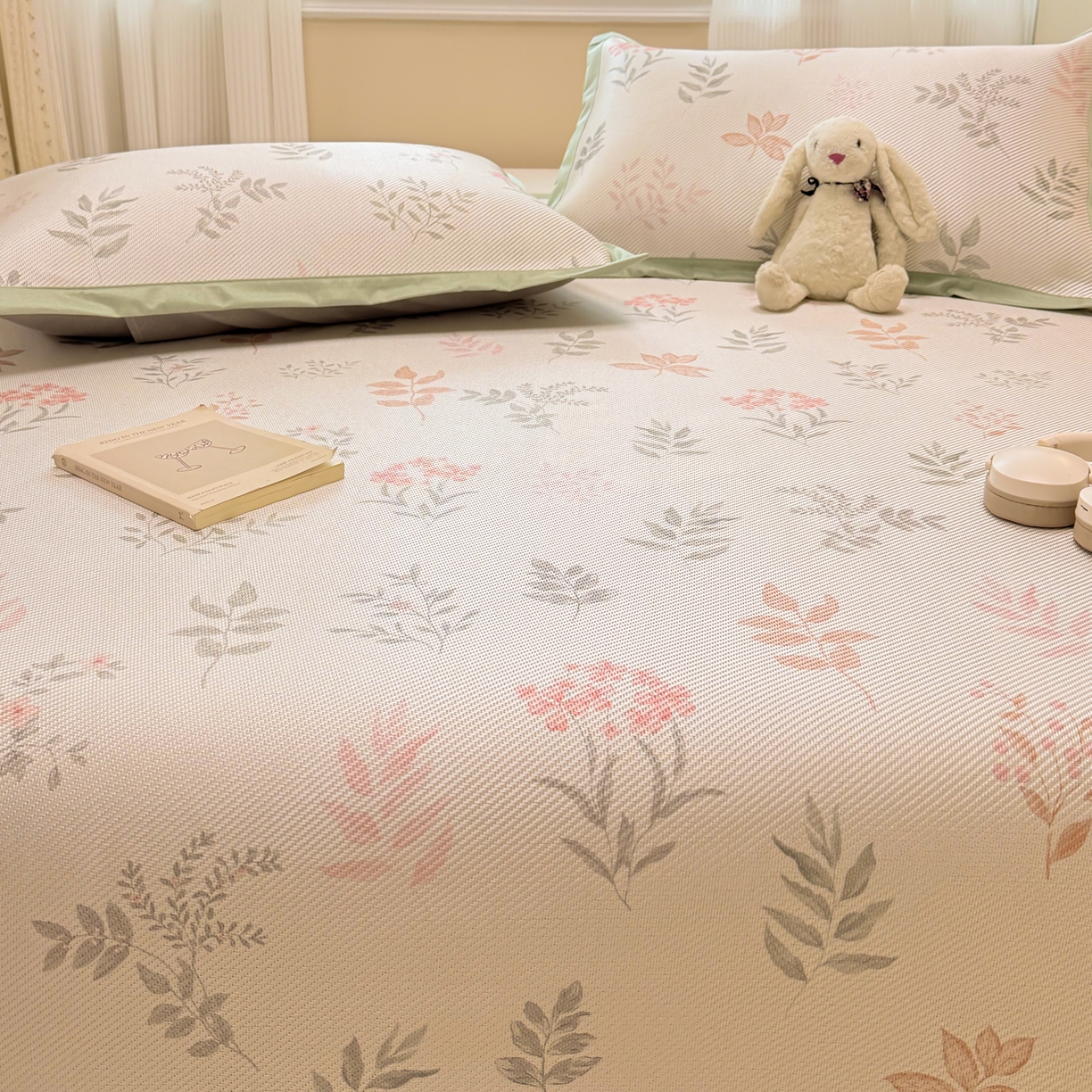 91家纺网 家纺一手货源 找家纺 慕尚家纺 2026新款清新凉感冰藤席平铺款 情人草