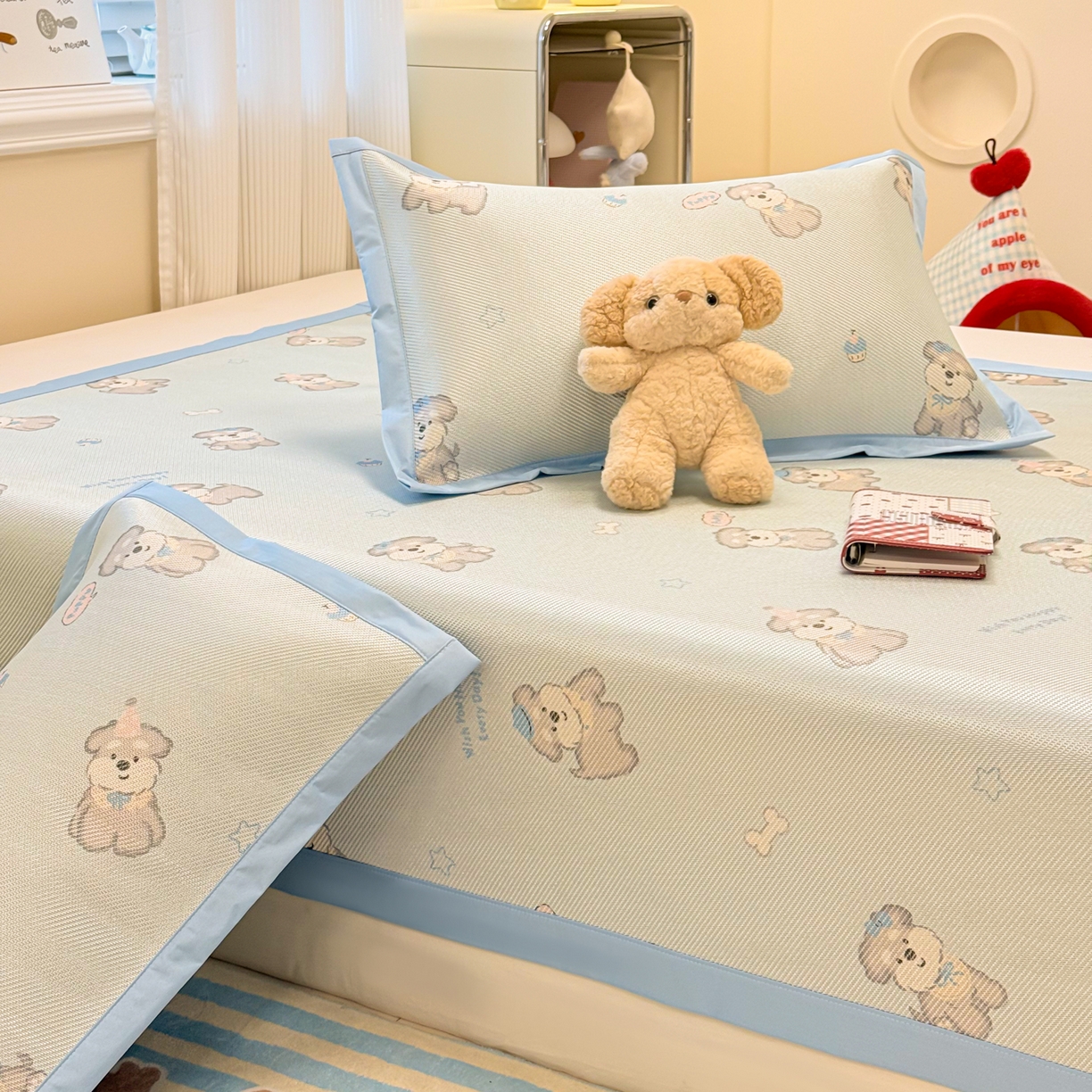 91家纺网 家纺一手货源 找家纺 慕尚家纺 2026新款清新凉感冰藤席平铺款 开心约克