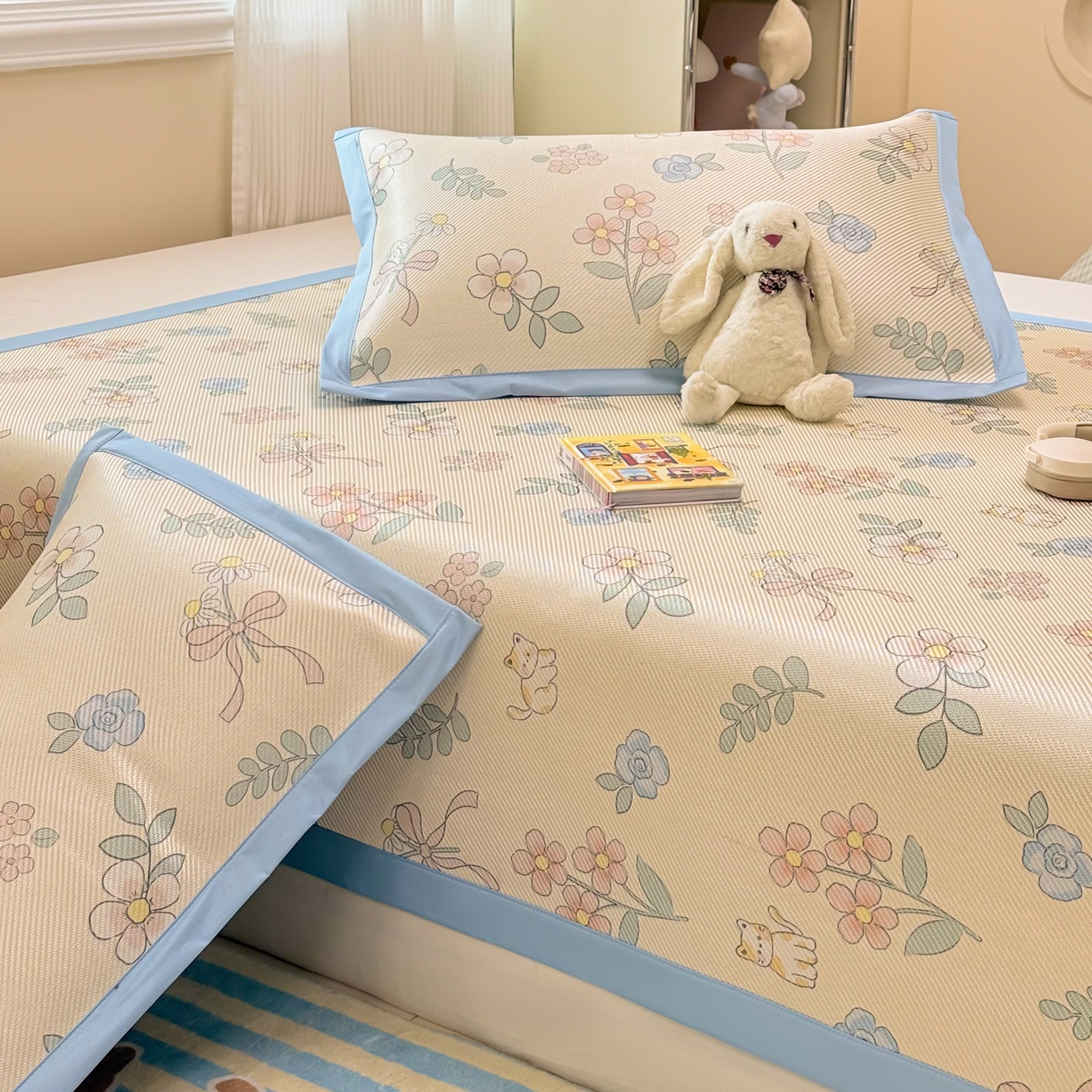 91家纺网 家纺一手货源 找家纺 慕尚家纺 2026新款清新凉感冰藤席平铺款 活力小猫