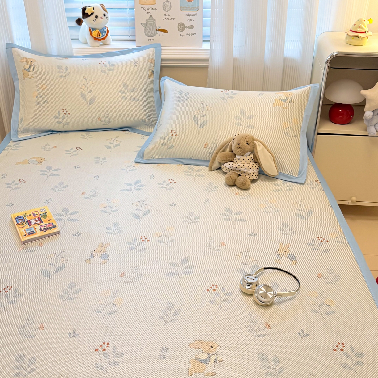 91家纺网 家纺一手货源 找家纺 慕尚家纺 2026新款清新凉感冰藤席平铺款 春日小兔