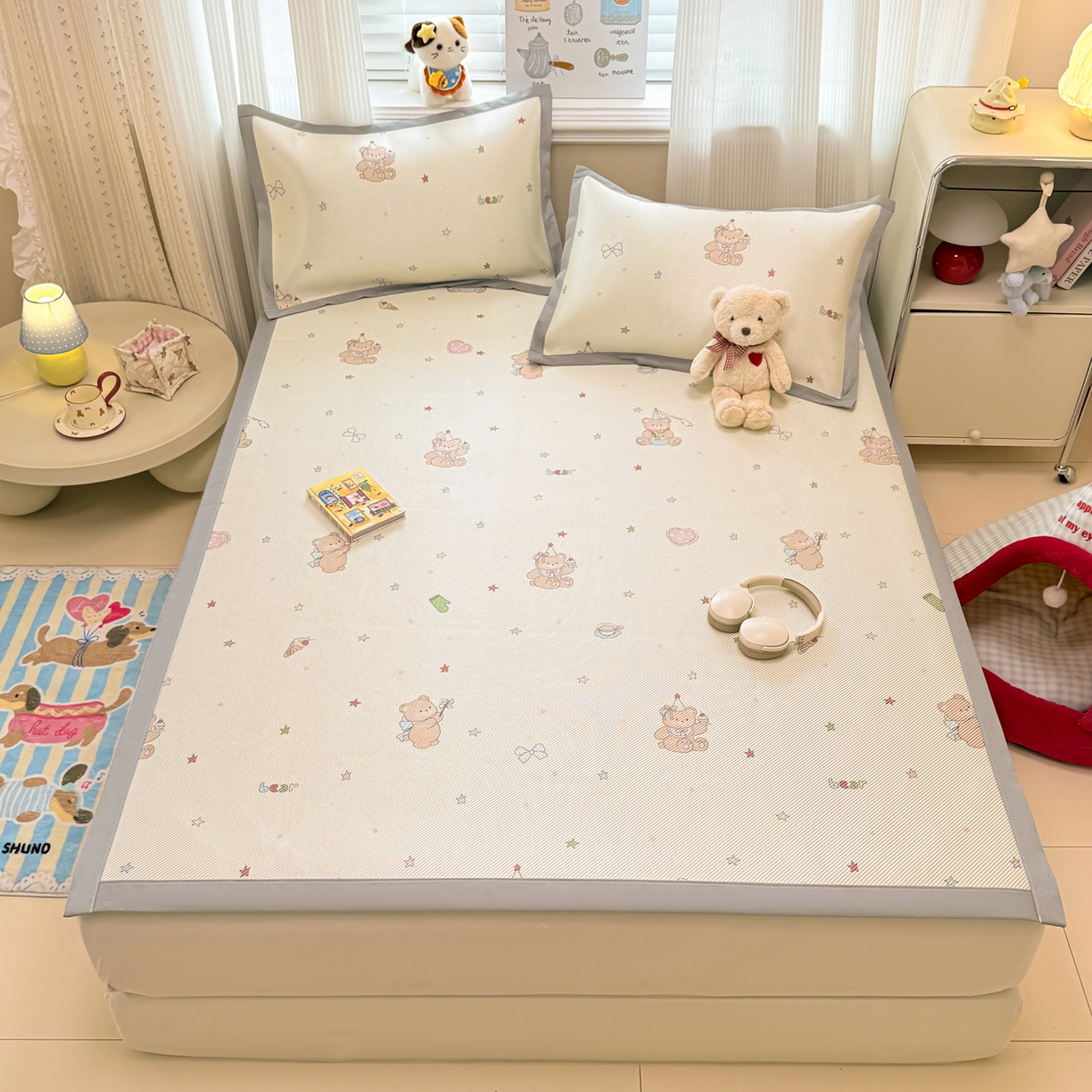 91家纺网 家纺一手货源 找家纺 慕尚家纺 2026新款清新凉感冰藤席平铺款 魔法小熊