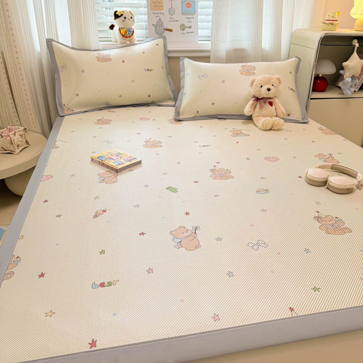 91家纺网 家纺一手货源 找家纺 慕尚家纺 2026新款清新凉感冰藤席平铺款 魔法小熊