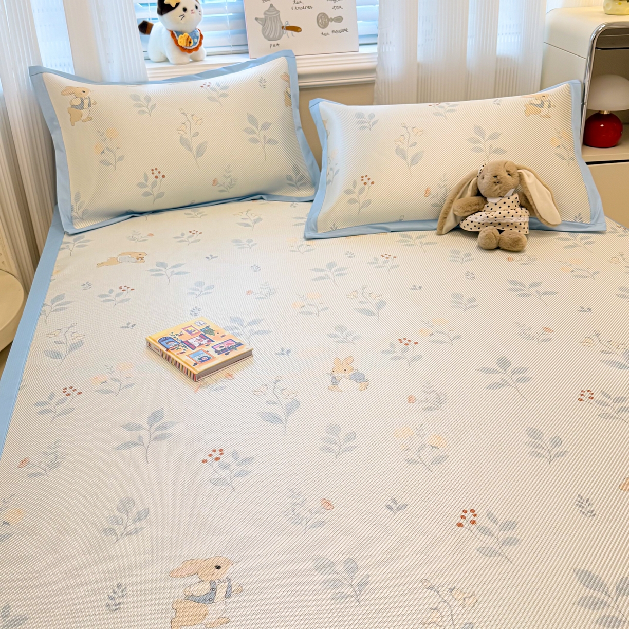 91家纺网 家纺一手货源 找家纺 慕尚家纺 2026新款清新凉感冰藤席平铺款 春日小兔