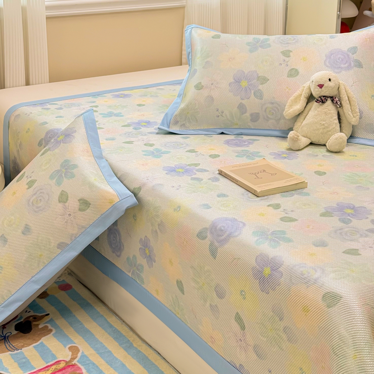 91家纺网 家纺一手货源 找家纺 慕尚家纺 2026新款清新凉感冰藤席平铺款 碎冰蓝