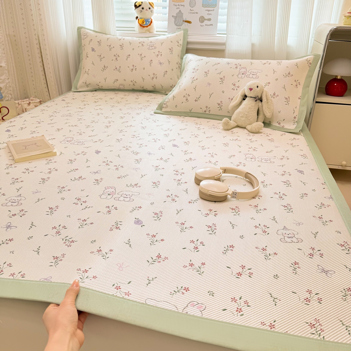 91家纺网 家纺一手货源 找家纺 慕尚家纺 2026新款清新凉感冰藤席平铺款 顽皮兔