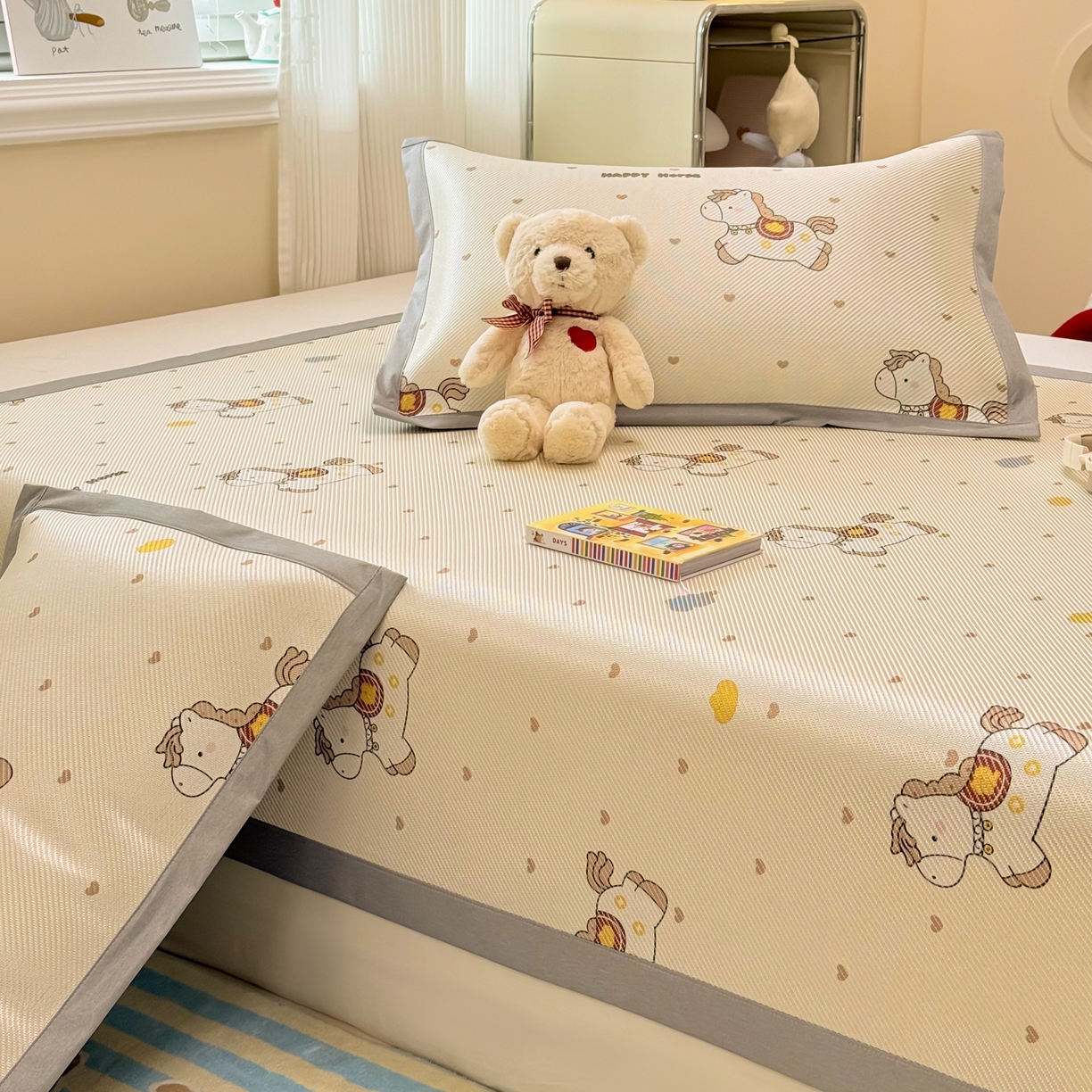 91家纺网 家纺一手货源 找家纺 慕尚家纺 2026新款清新凉感冰藤席平铺款 马踏祥光