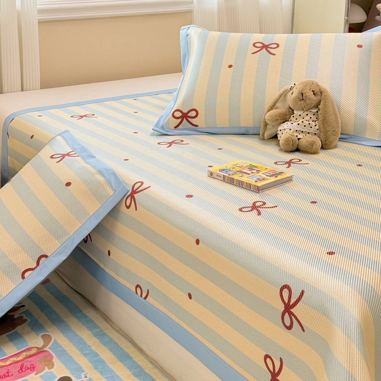 91家纺网 家纺一手货源 找家纺 慕尚家纺 2026新款清新凉感冰藤席平铺款 蝴蝶结