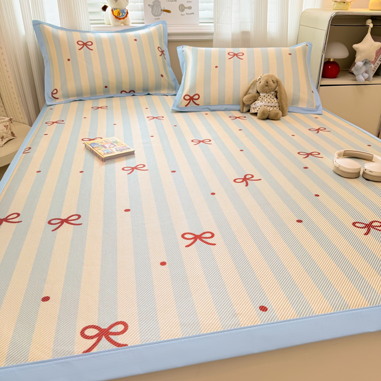 91家纺网 家纺一手货源 找家纺 慕尚家纺 2026新款清新凉感冰藤席平铺款 蝴蝶结