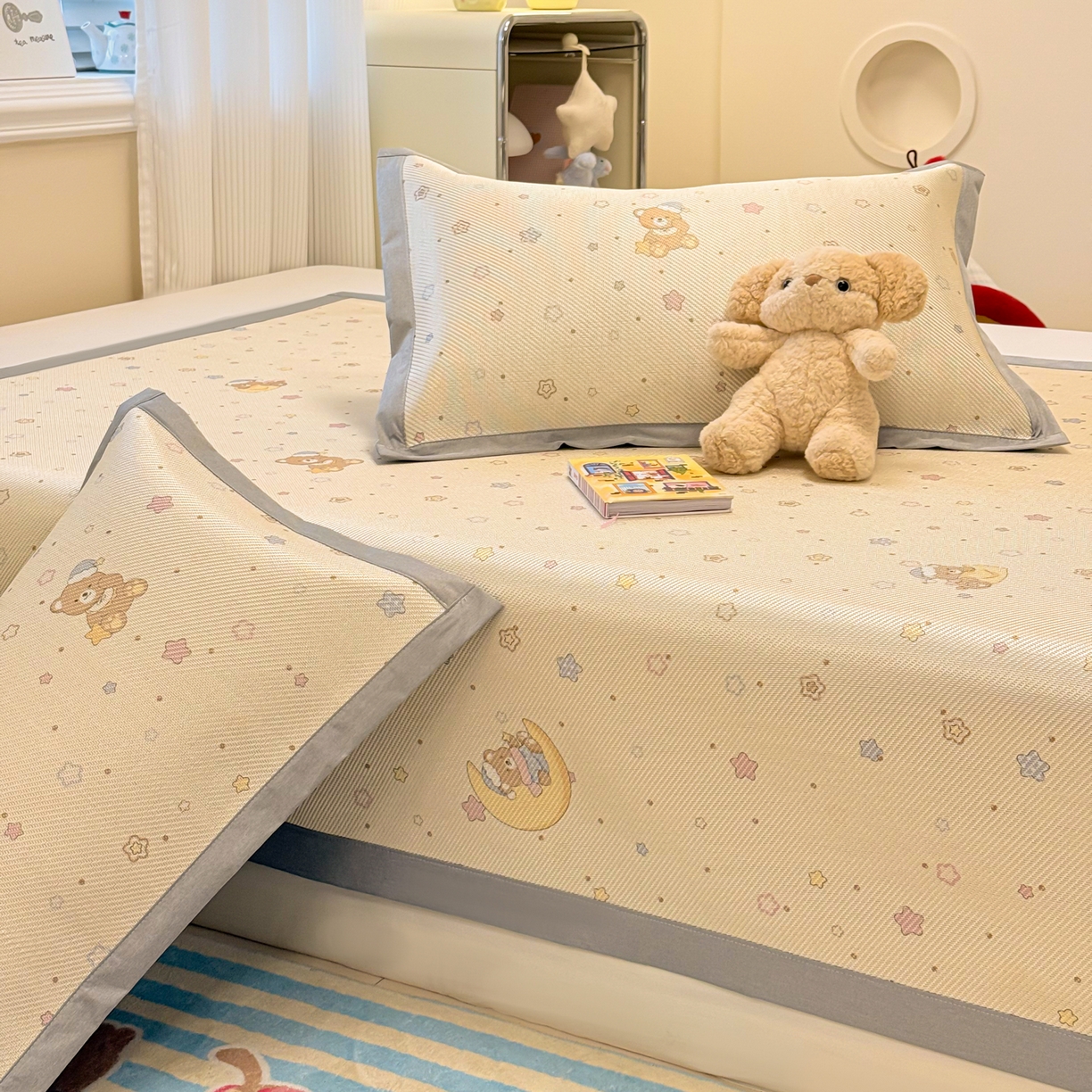 91家纺网 家纺一手货源 找家纺 慕尚家纺 2026新款清新凉感冰藤席平铺款 星星熊