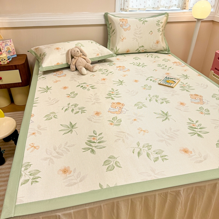 91家纺网 家纺一手货源 找家纺 慕尚家纺 2026新款清新凉感冰藤席平铺款 叶子熊