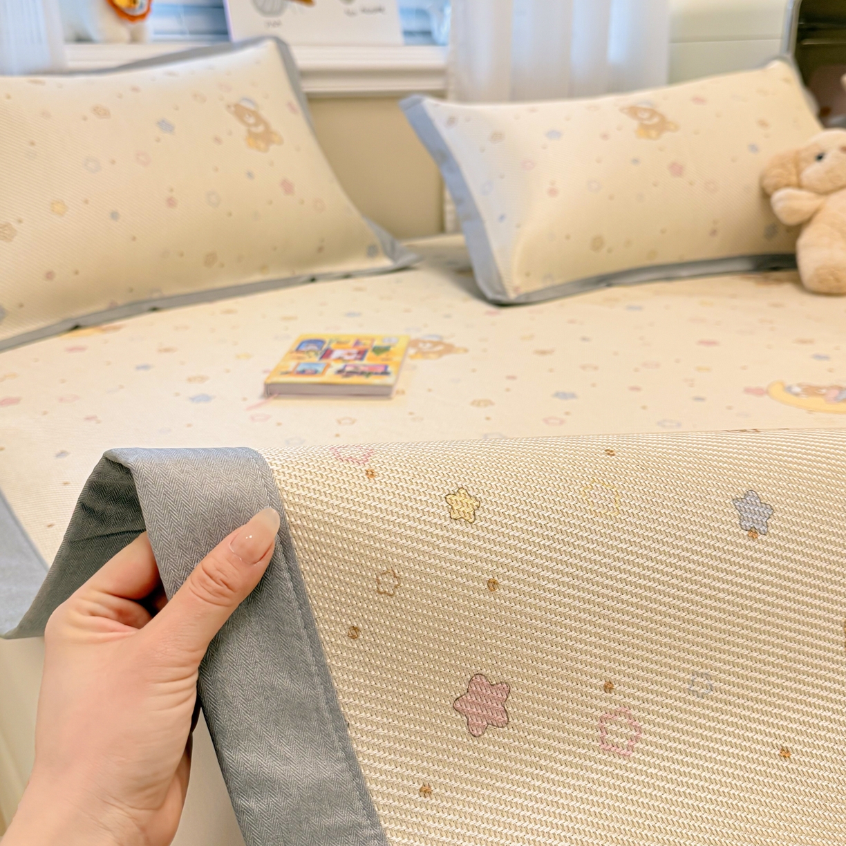 91家纺网 家纺一手货源 找家纺 慕尚家纺 2026新款清新凉感冰藤席平铺款 星星熊