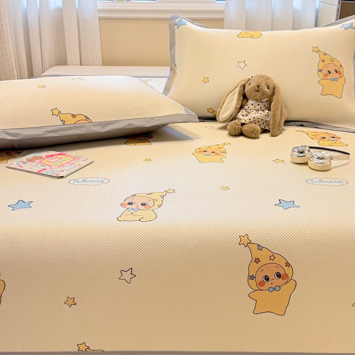 91家纺网 家纺一手货源 找家纺 慕尚家纺 2026新款清新凉感冰藤席平铺款 星星宝宝