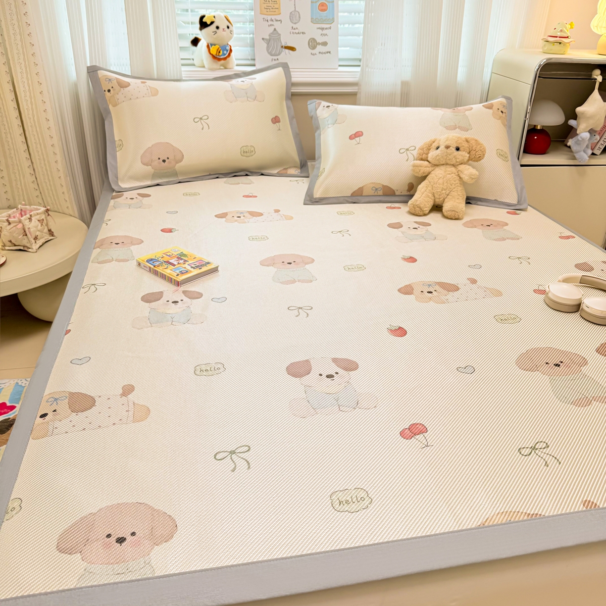 91家纺网 家纺一手货源 找家纺 慕尚家纺 2026新款清新凉感冰藤席平铺款 福禄小狗