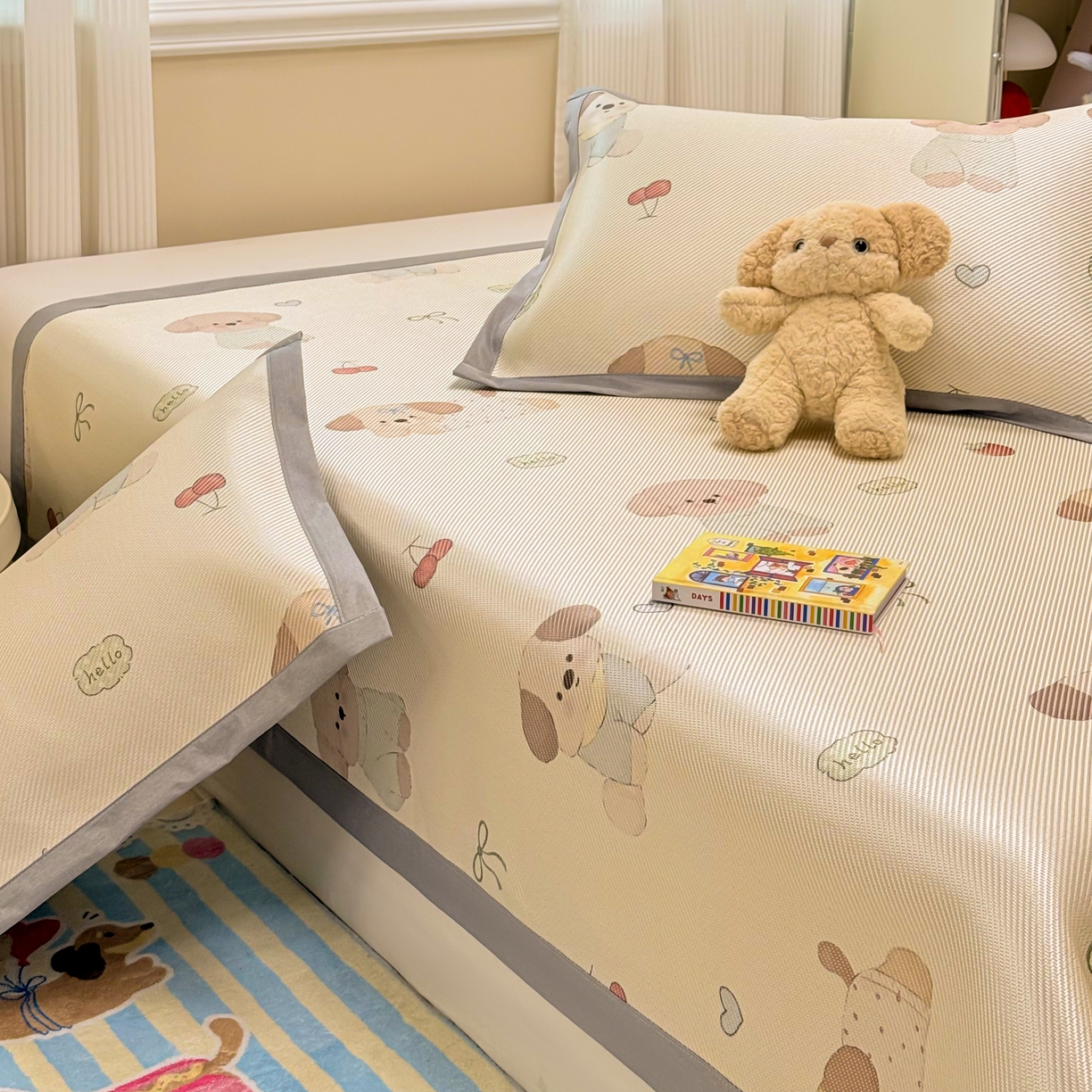 91家纺网 家纺一手货源 找家纺 慕尚家纺 2026新款清新凉感冰藤席平铺款 福禄小狗