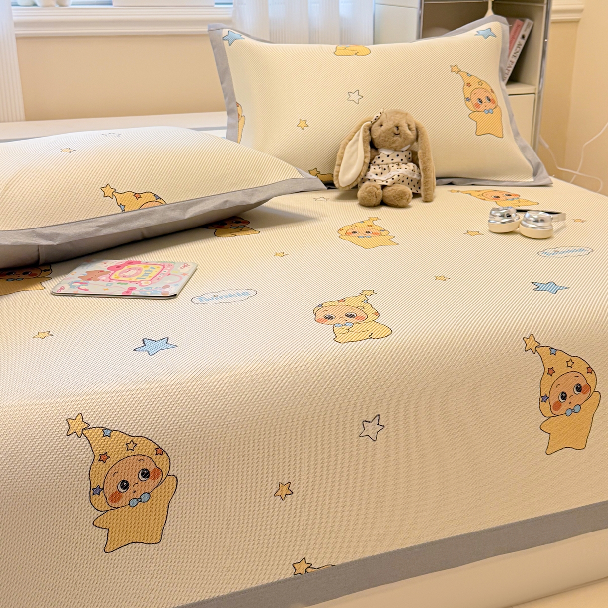 91家纺网 家纺一手货源 找家纺 慕尚家纺 2026新款清新凉感冰藤席平铺款 星星宝宝