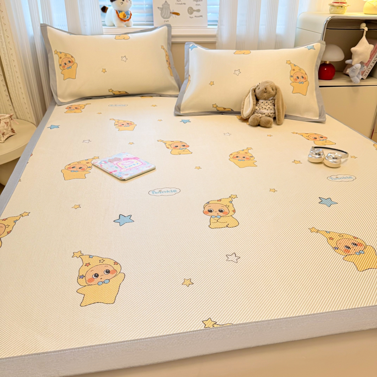 91家纺网 家纺一手货源 找家纺 慕尚家纺 2026新款清新凉感冰藤席平铺款 星星宝宝