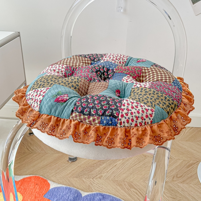 91家纺网 家纺一手货源 找家纺 座享家 2026新款拼色仿棉麻花边团蒲坐垫 竹月