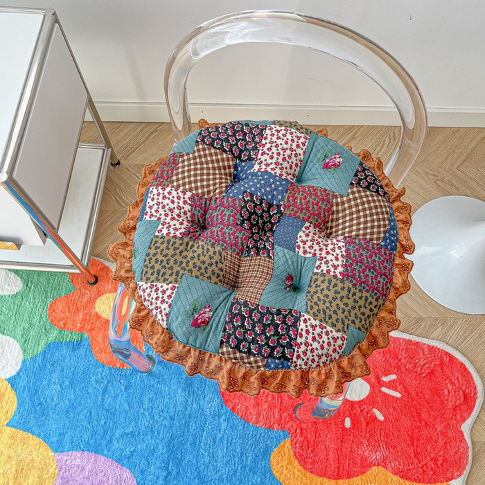 91家纺网 家纺一手货源 找家纺 座享家 2026新款拼色仿棉麻花边团蒲坐垫 竹月