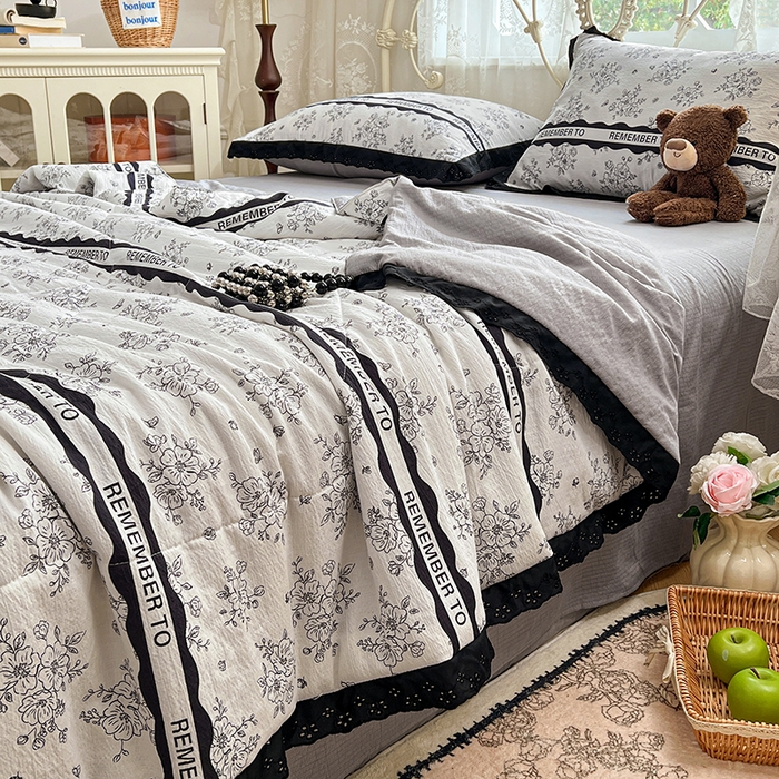 91家纺网 家纺一手货源 找家纺 （总）优尚佳生活馆 2026新款云感皱皱纱全棉花边款夏被四件套