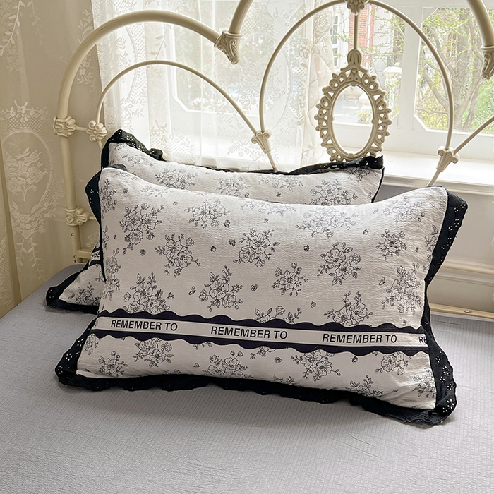 91家纺网 家纺一手货源 找家纺 优尚佳生活馆 2026新款云感皱皱纱全棉花边款夏被四件套 清墨