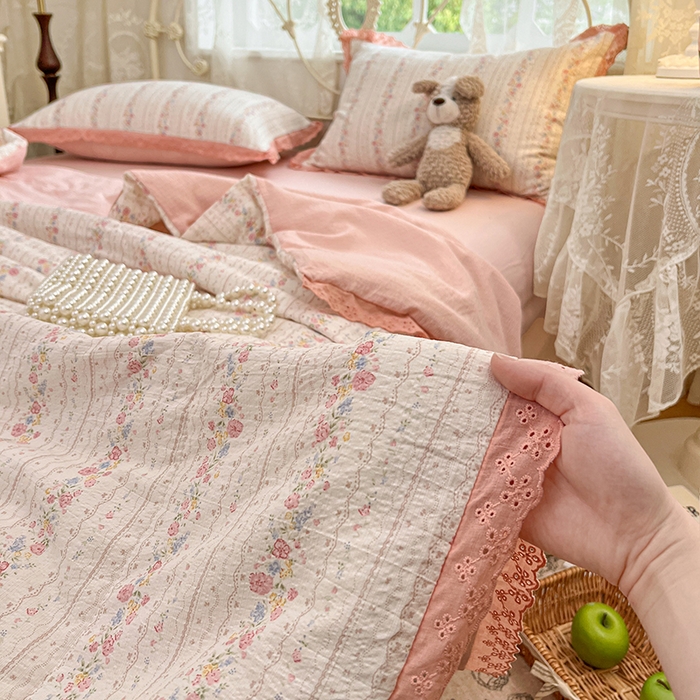 91家纺网 家纺一手货源 找家纺 优尚佳生活馆 2026新款云感皱皱纱全棉花边款夏被四件套 扶摇