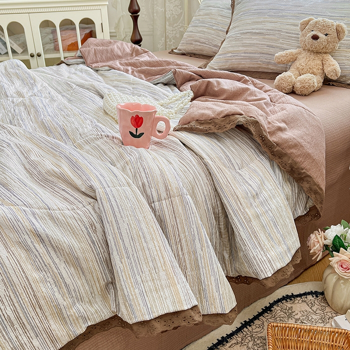 91家纺网 家纺一手货源 找家纺 优尚佳生活馆 2026新款云感皱皱纱全棉花边款夏被四件套 暮纱