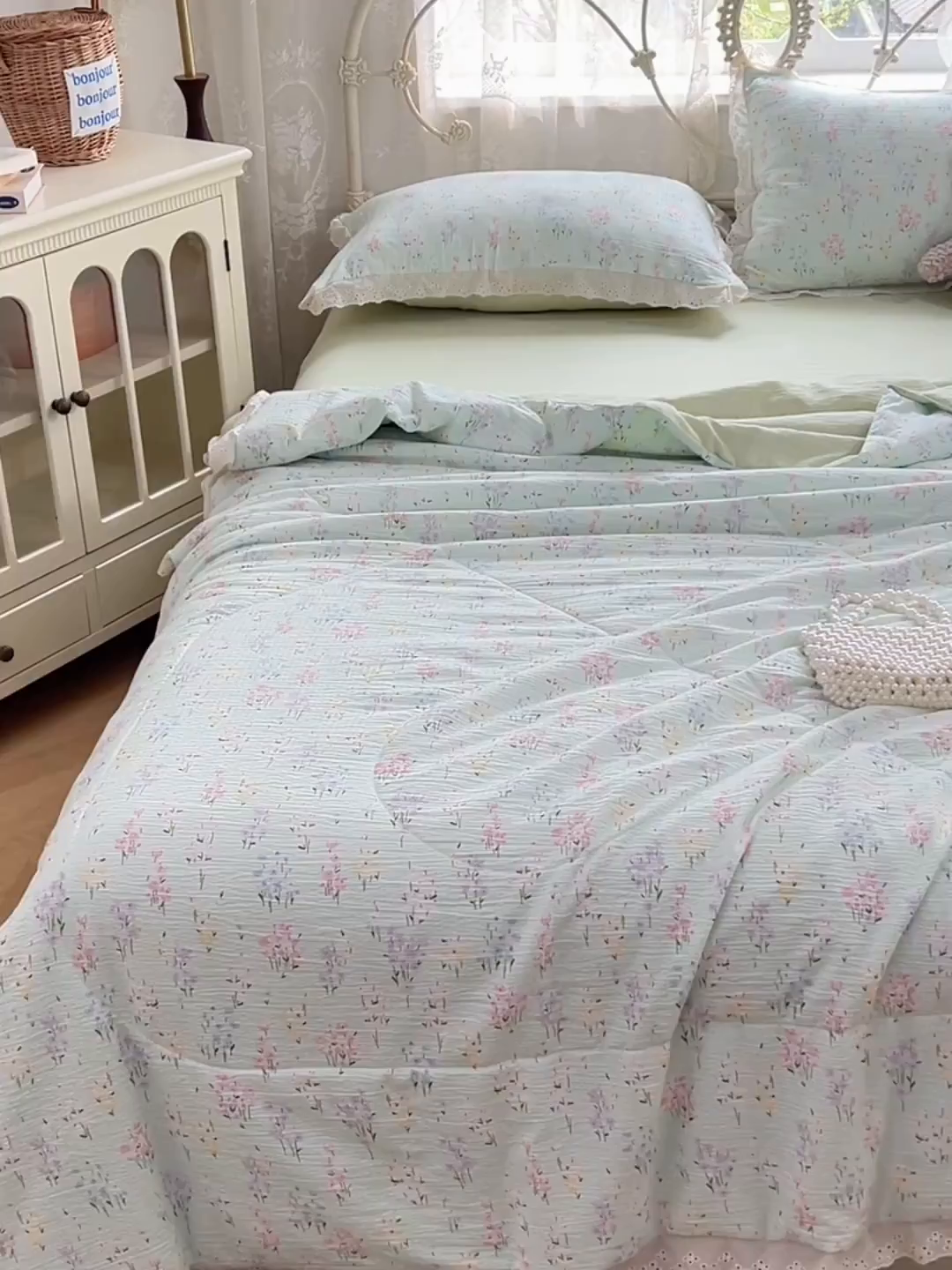 91家纺网 家纺一手货源 找家纺 优尚佳生活馆 2026新款云感皱皱纱全棉花边款夏被四件套 清禾