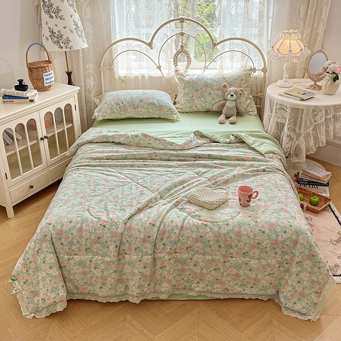 91家纺网 家纺一手货源 找家纺 优尚佳生活馆 2026新款云感皱皱纱全棉花边款夏被四件套 知夏