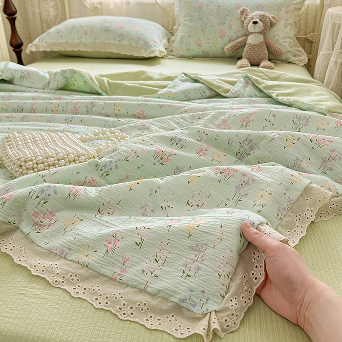 91家纺网 家纺一手货源 找家纺 优尚佳生活馆 2026新款云感皱皱纱全棉花边款夏被四件套 清禾