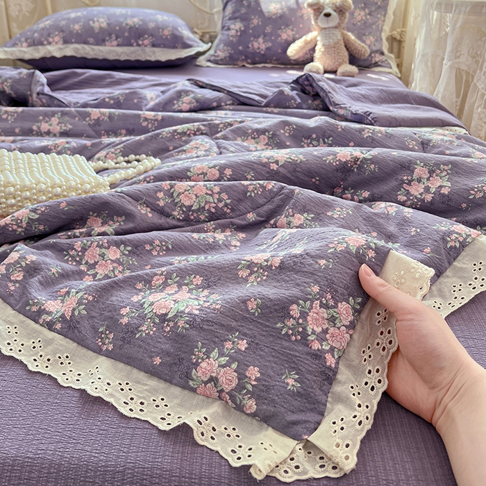 91家纺网 家纺一手货源 找家纺 优佳优品 2026新款云感皱皱纱全棉花边款夏被四件套 暗香
