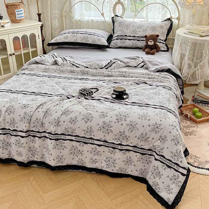 91家纺网 家纺一手货源 找家纺 优佳优品 2026新款云感皱皱纱全棉花边款夏被四件套 清墨