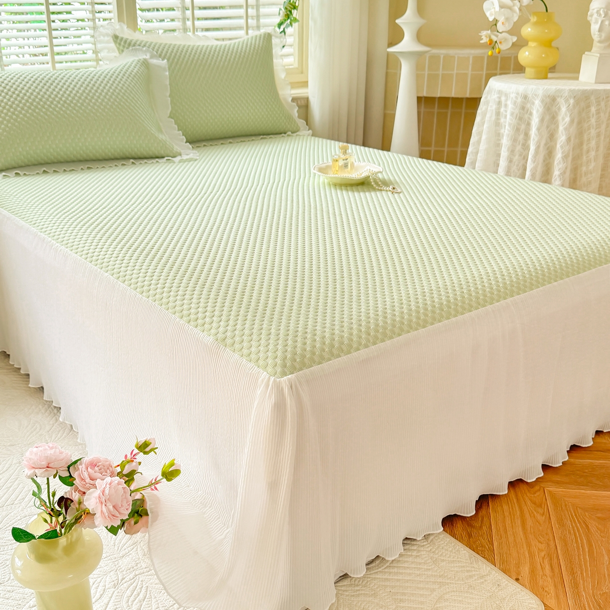 91家纺网 家纺一手货源 找家纺 逸尚阁 2026新款凉感夏被冰豆豆床裙凉席四件套 冰豆豆-清澈绿