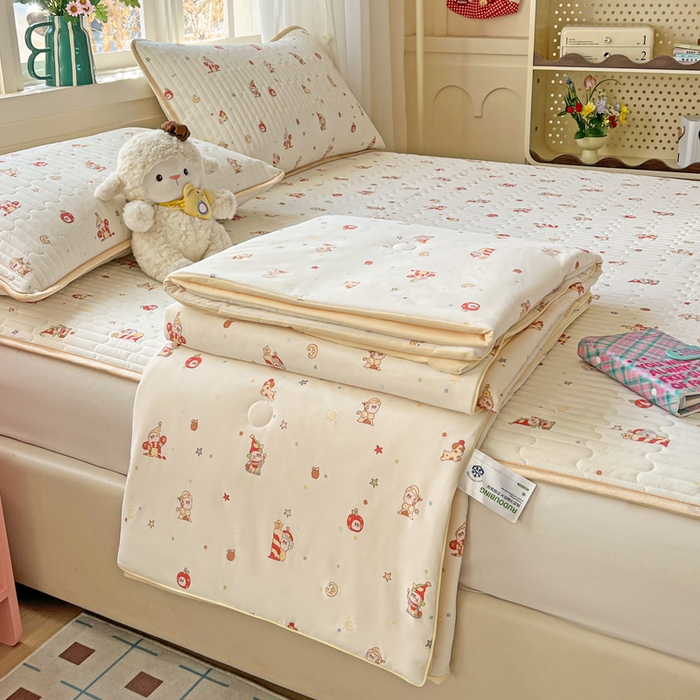 91家纺网 家纺一手货源 找家纺 卡普二店 2026新款A类锦氨凉感印花夏被四件套床盖凉席款--凉席床盖 星星人