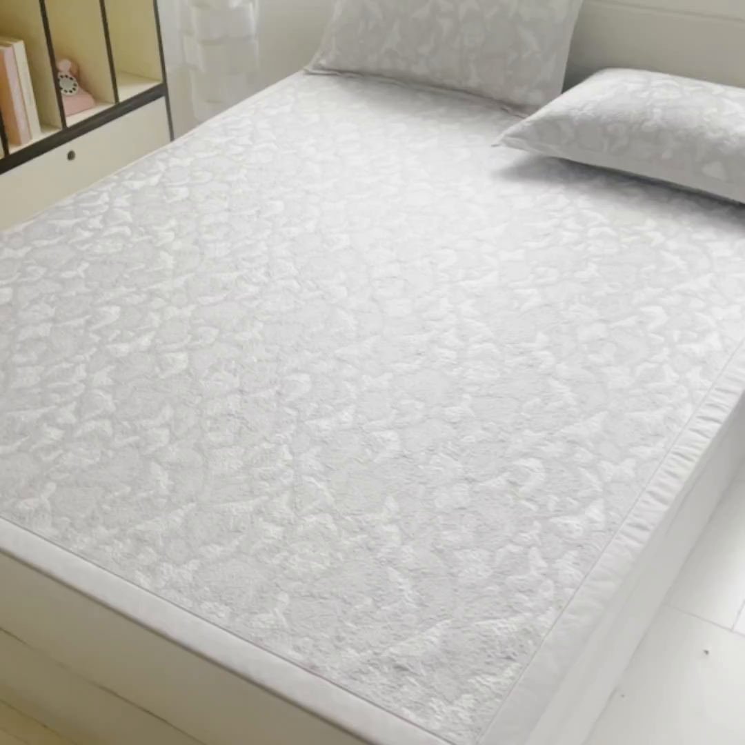 91家纺网 家纺一手货源 找家纺 女子家纺 2026新款A类凉感冰豆豆双面提花席-漫天蝶舞系列 漫天蝶舞-香槟金