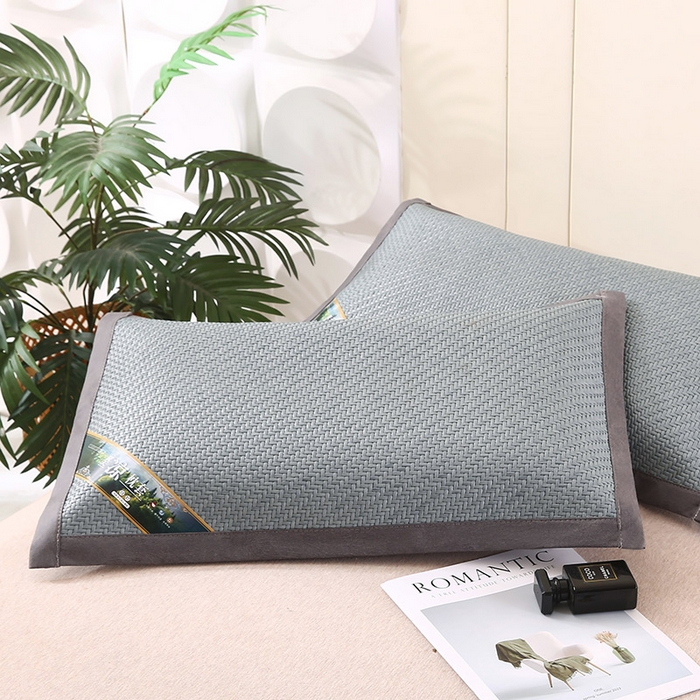 91家纺网 家纺一手货源 找家纺 小牛席业 2026新款经典款-角标霸王藤夏凉枕藤枕头冰藤枕头冰丝枕豆豆枕头 蓝色