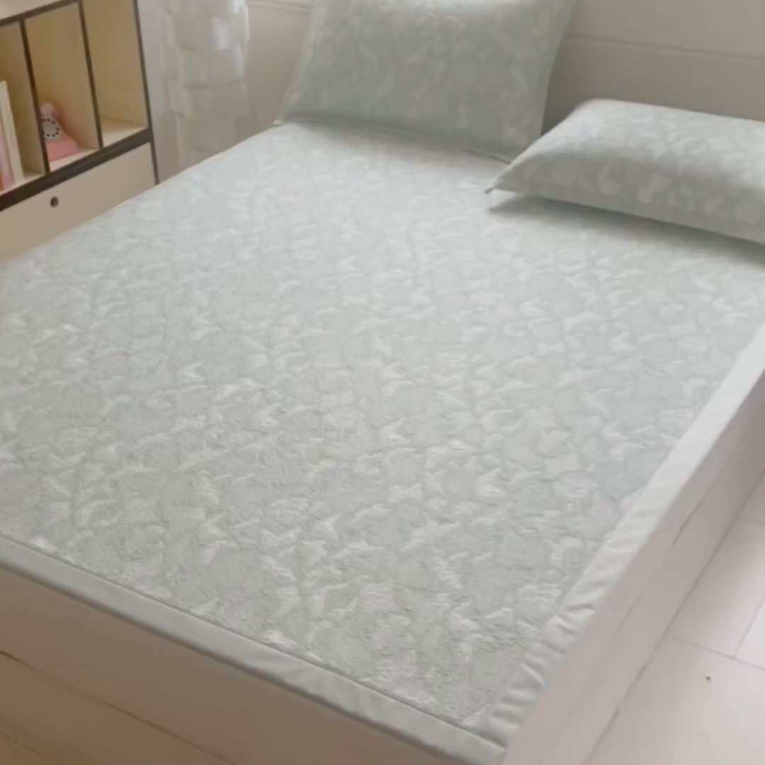 91家纺网 家纺一手货源 找家纺 女子家纺 2026新款A类凉感冰豆豆双面提花席-漫天蝶舞系列 漫天蝶舞-优雅绿