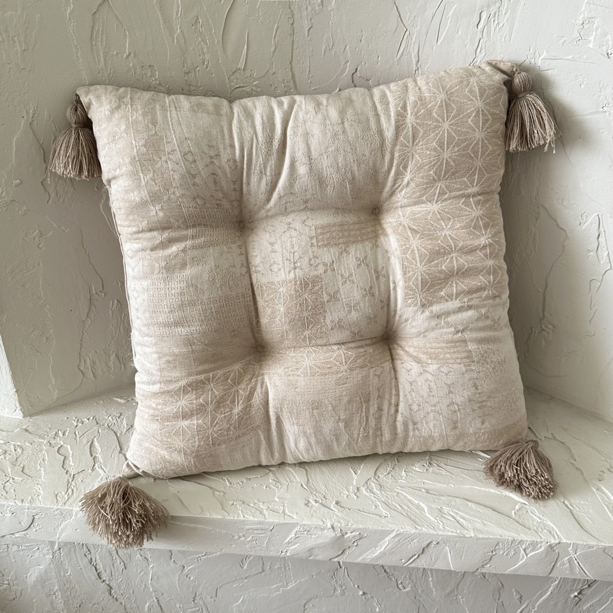 座享家 2026新款棉麻提花小流苏坐垫 流苏格棕